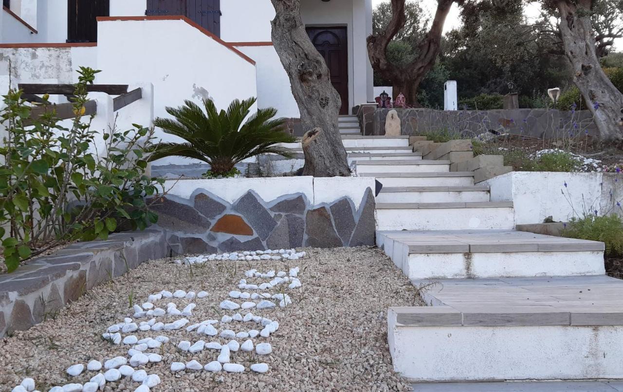 Вилла Sweethouse Pula Porto Columbu - Perd'E Sali Экстерьер фото