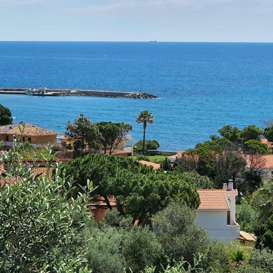 Вилла Sweethouse Pula Porto Columbu - Perd'E Sali Экстерьер фото